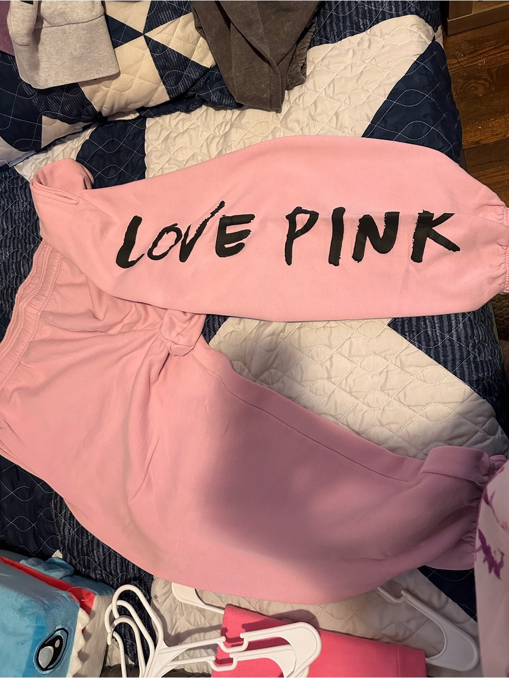 PINK Victoria's Secret Pink 'LOVE PINK' Sweatpants
